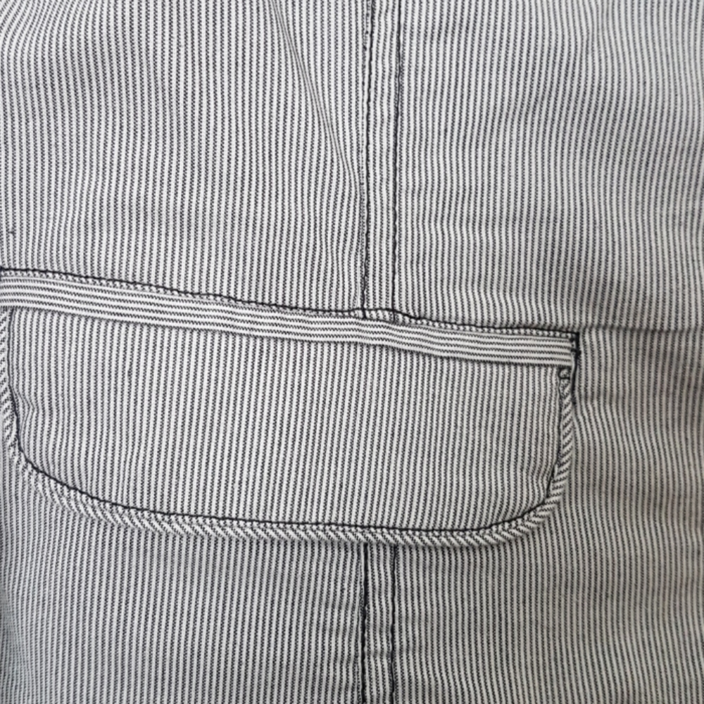 Cloths - Picture 2 of 6